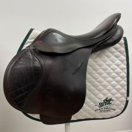 Selle de dressage Luxor Taille: 17,5 Prix en mp
